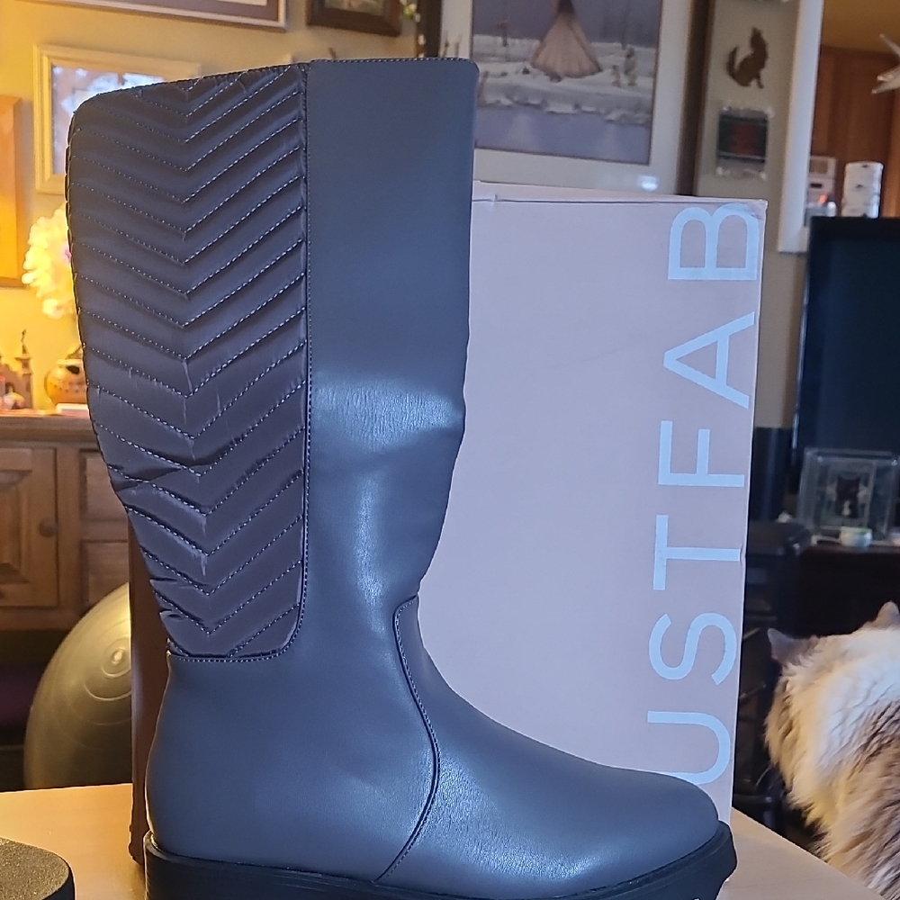 JustFab Women's Charcoal Winter Boots